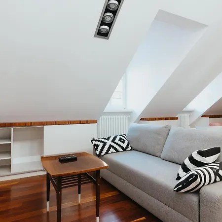 Old Town Loft Apartment *
